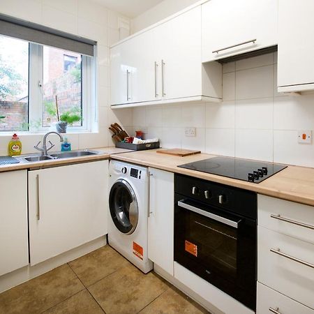 Ideal Abode Abbots 4 En-Suite เชสเตอร์ ภายนอก รูปภาพ
