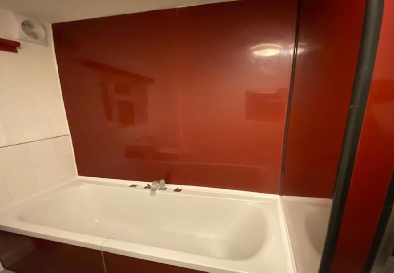 Ideal Abode Abbots 4 En-Suite เชสเตอร์ ภายนอก รูปภาพ