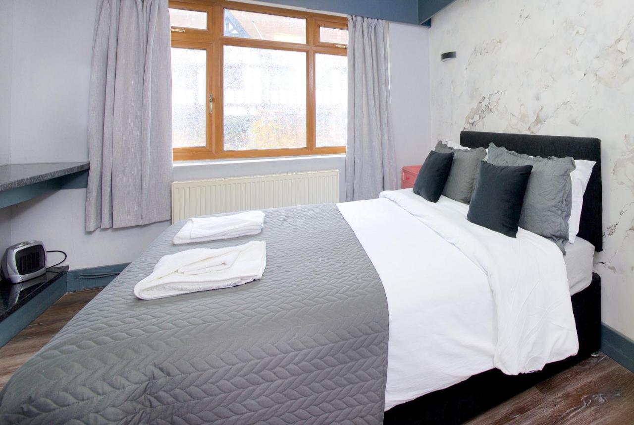 Ideal Abode Abbots 4 En-Suite เชสเตอร์ ภายนอก รูปภาพ