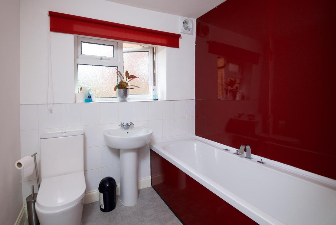 Ideal Abode Abbots 4 En-Suite เชสเตอร์ ภายนอก รูปภาพ